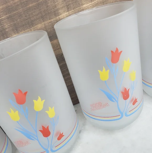 Vintage set of 4 MCM frosted glasses tulip good morning cups